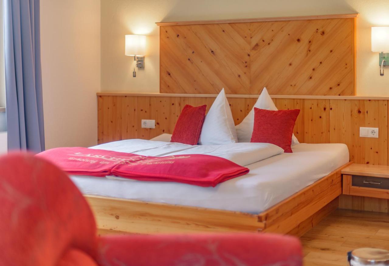 רמסאו אם דכשטיין Hotel Laerchenhof מראה חיצוני תמונה